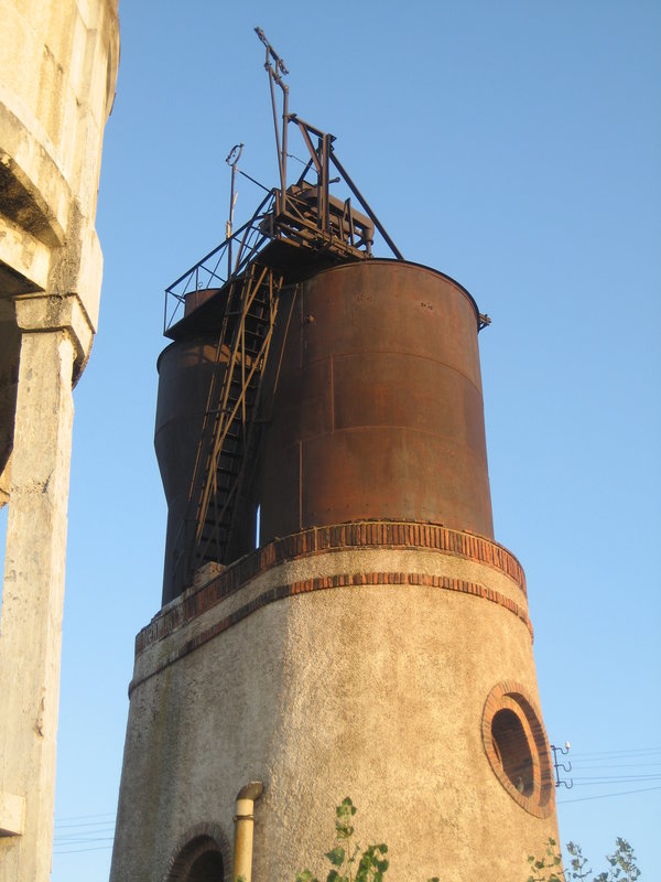 DEPOSITO AGUA CAMIREAL.JPG