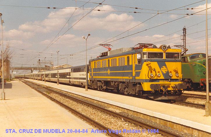 269-227 STA.CRUZ DE MUDELA 20-4-84.JPG