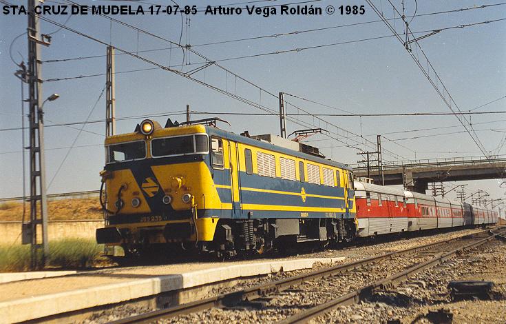 269-235 STA.CRUZ DE MUDELA 17-7-85.JPG