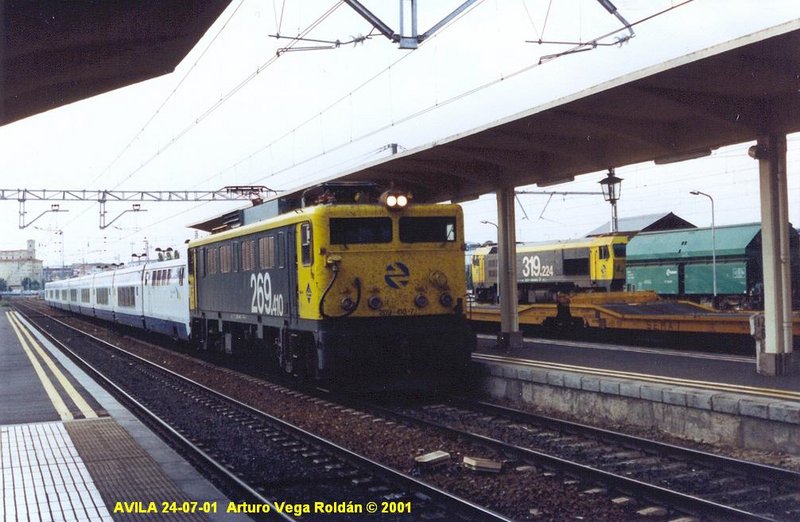 269-410 AVILA 24-7-01.JPG