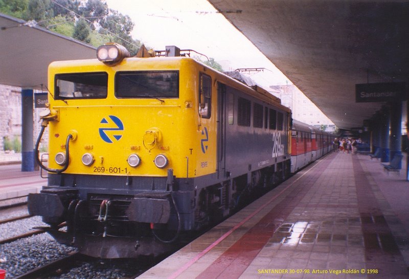 269-601 SANTANDER 30-7-98.jpg