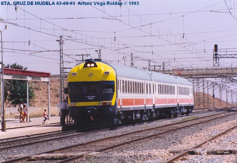 432-010 STA.CRUZ DE MUDELA 3-8-93.JPG