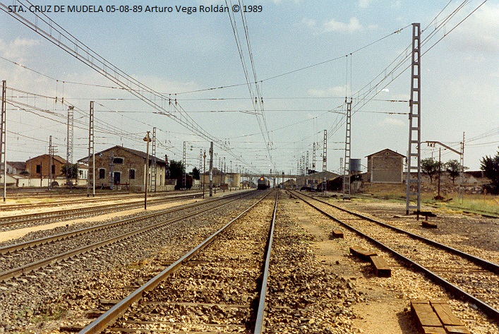 STA.CRUZ DE MUDELA 5-8-89.jpg