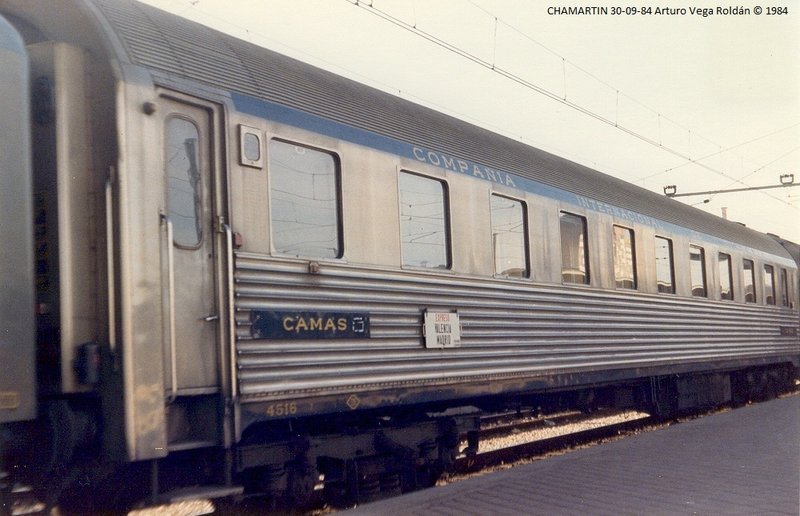 COCHE CAMAS P CHAMARTIN 30-9-84.jpg