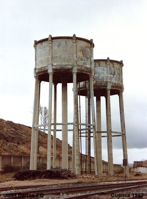 Cuenca 1987 Torres agua.JPG