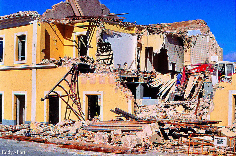 derribo estacion de Jaén.jpg