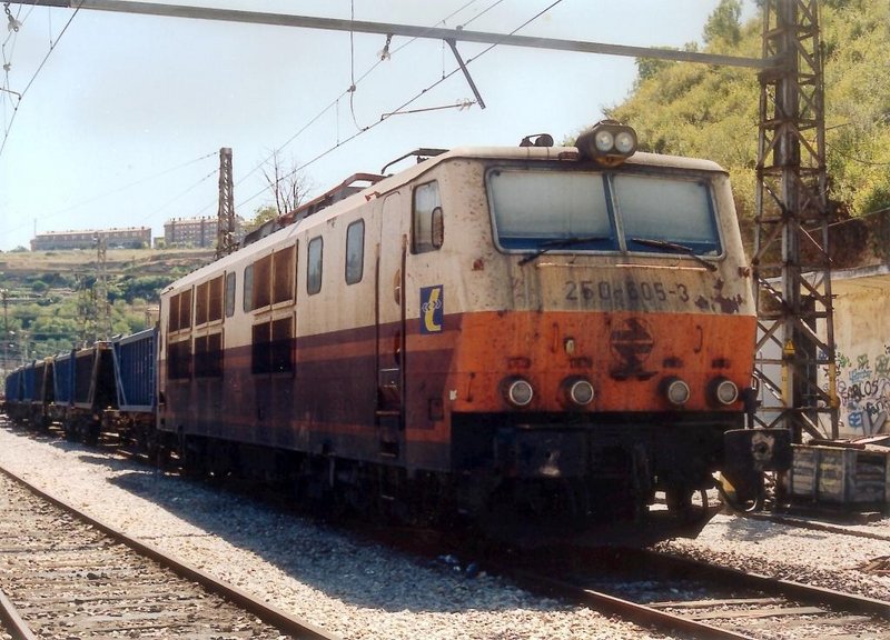 250_ESTRELLA_MANRESA_2002_B.jpg