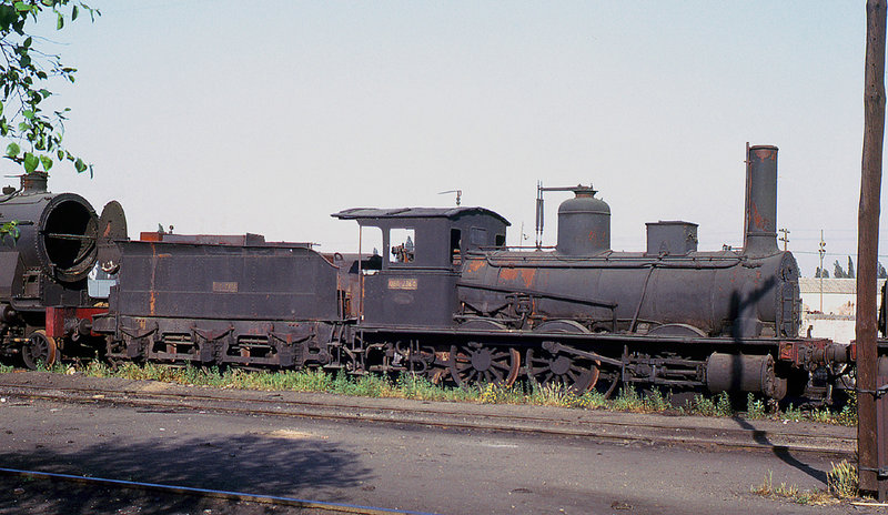 RD3065. 030.2364 at Seville. 13th May,1964.jpg