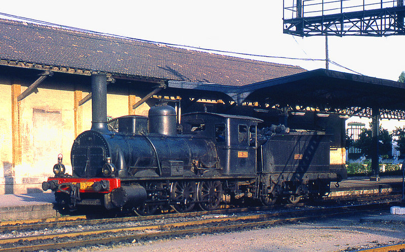 RD3069. 030.2305 at Seville. 14thMay,1964.jpg