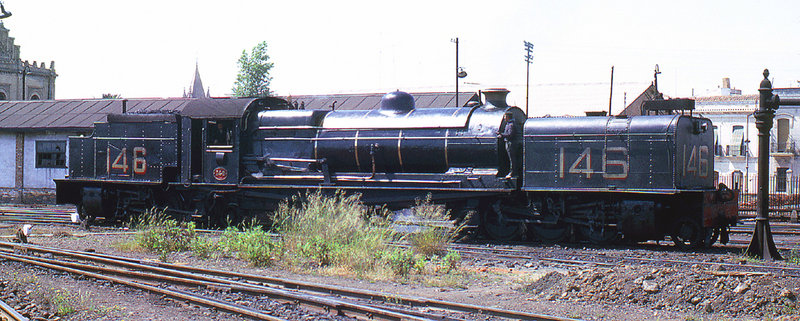 RD3076. Rio Tinto 146 at Huelva. 15th May,1964.jpg