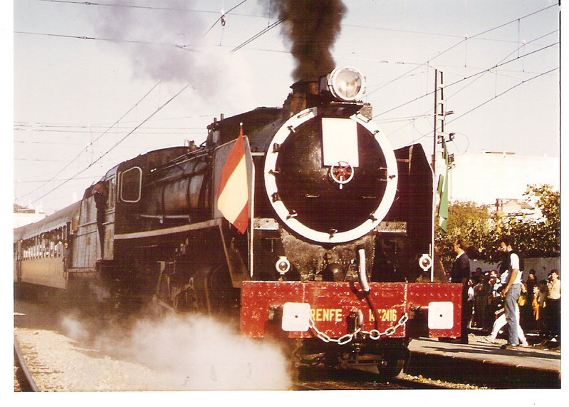 Mikado 141F-2416 en Córdoba octubre de 1984 002.jpg