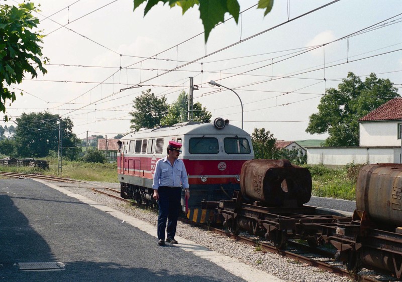 Locomotora HENSCHEL 1404.jpg