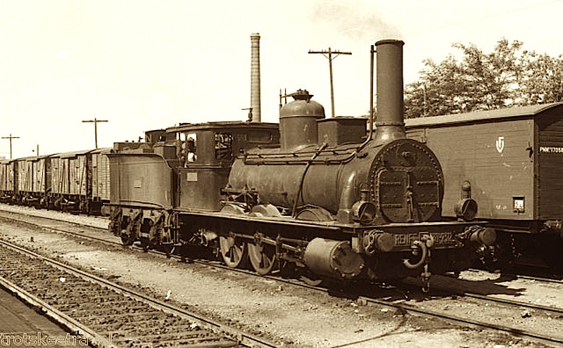 RENFE Spanish Railway Steam Loco 030 2312 Huelva 1964 Spain.jpg