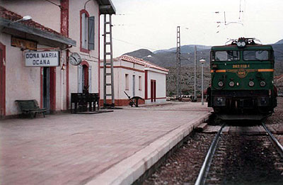 La 269 esperando cruce (1991).jpg