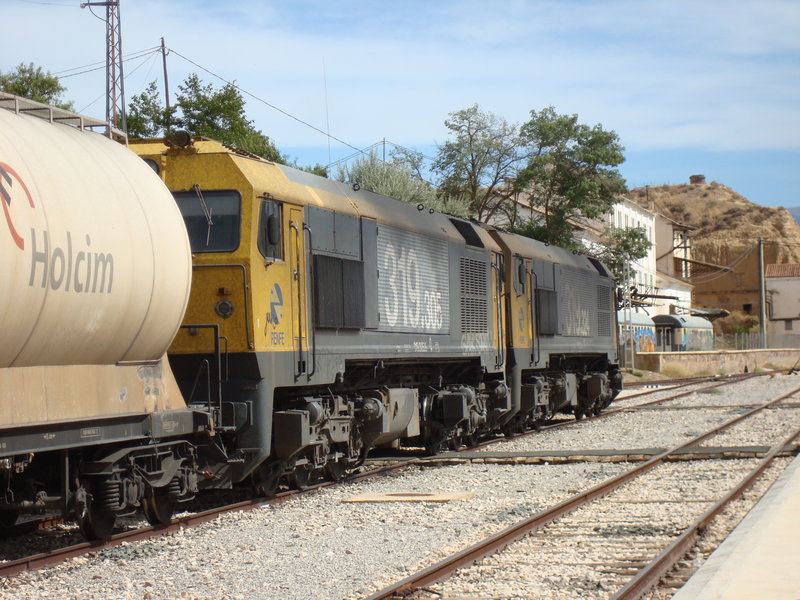 Tren cementero en Guadix.jpg