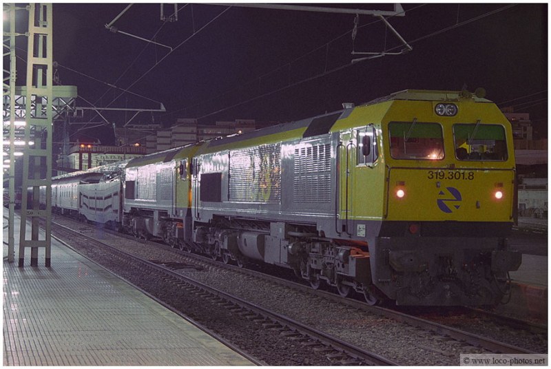 Expreso Almeria-Madrid en Almeria (1992).png