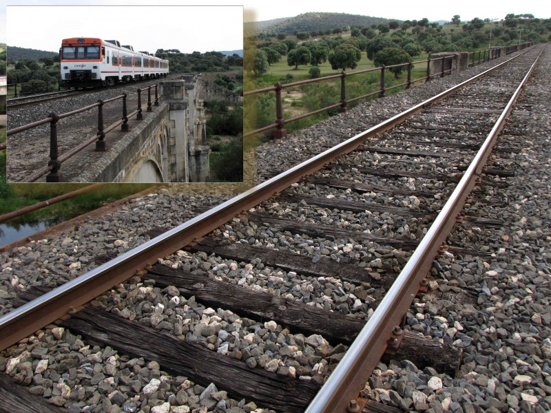 puente antes de la estación de Guadalmez -Los Pedroches dirección Almorchón.jpg