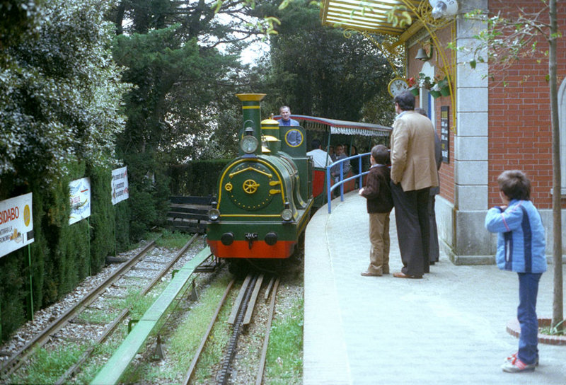 2308_71_Tibidabo-stn1.jpg