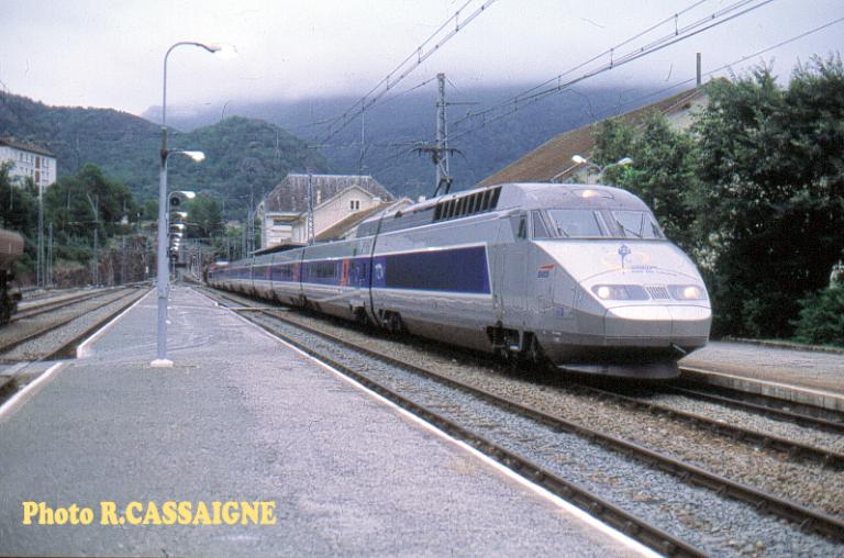 643843TGV_ax.jpg