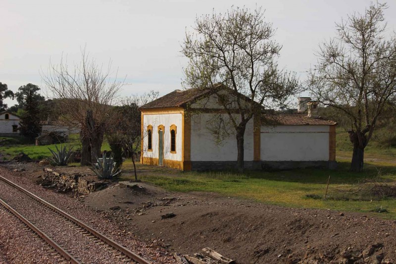 casilla estación Zujar.jpg