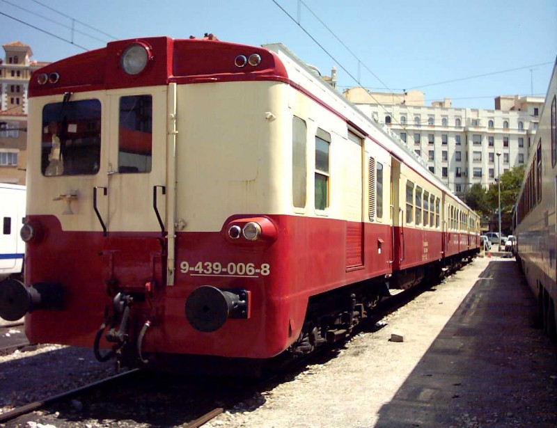 439.006 - Zaragoza El Portillo. 10-05-2003-2.jpg