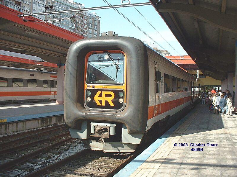 594.000 - Vigo. 08-05-2003. Regional a La Coruña. Foto Günther Glauz.jpg