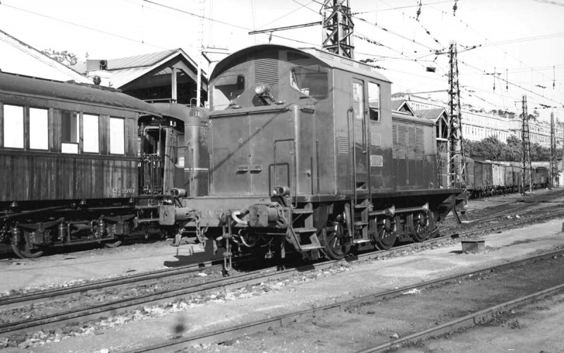 303.005 - Estación del Norte. 10305bw.jpg