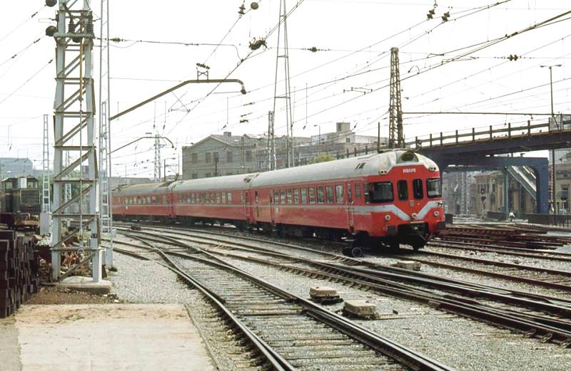 432.000 - Barcelona Est. de Francia, año 1973. S. Barna-Irún. Foto Ricard Rincón.jpg