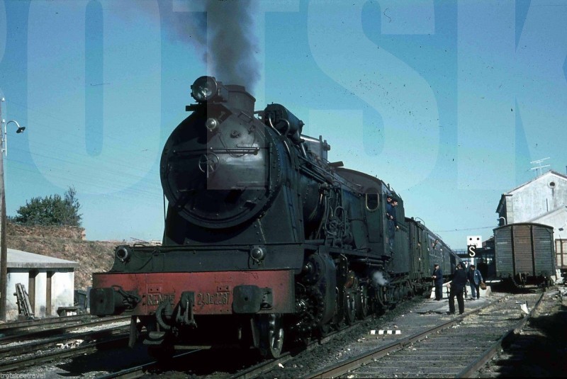 RENFE Spanish Railways Steam Loco 240F 2287 Quijelo 1970 Original.jpg