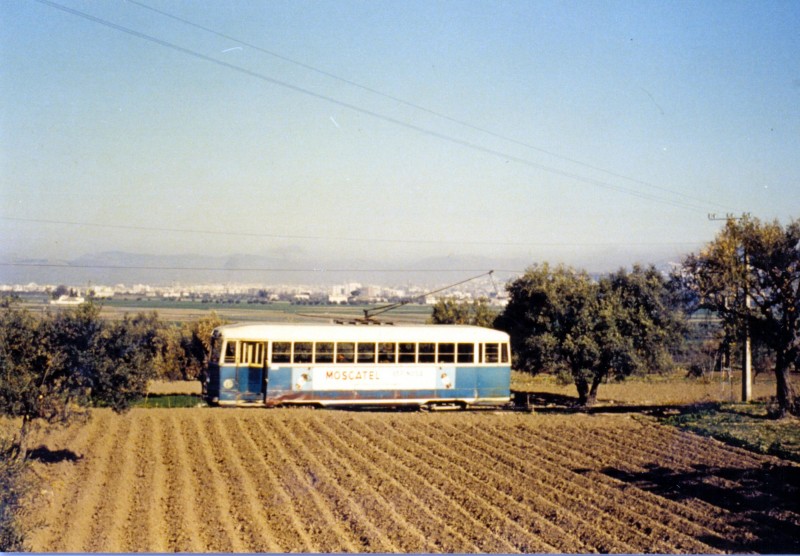 SUBURBANOS GRANADA ZUBIA 07-03-1971.jpg