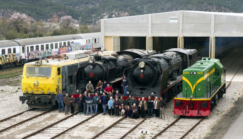 RENFE-250.029_141F-2316_241F-2238_10836_APPFI-Móra_la_Nova_28febrer2015_ConradMAntich-1.JPG