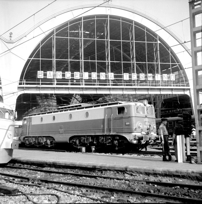 Estación de Barcelona Término. años 70-2.2.jpg