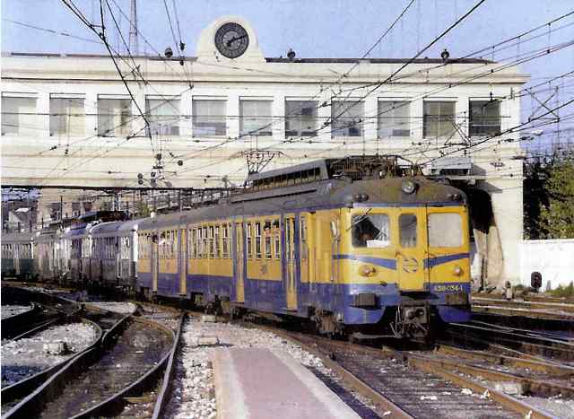 438.034 - Barcelona Tº. 23-04-1984. Foto Jordi Rallo.jpg