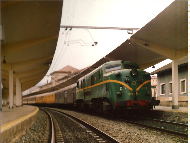 Omnibus Monforte -Vigo en Orense. 25-3-88.jpg