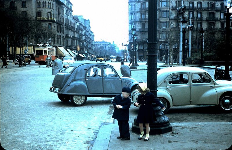 PLAÇA CATALUNYA.jpg