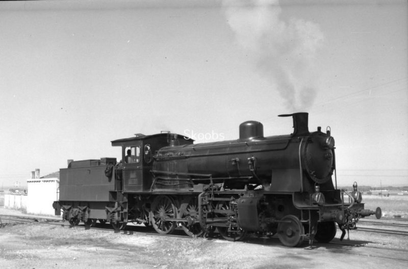 RENFE Spanish Railways Steam Locomotive 130 2117 in 1956 at Castillejo.jpg