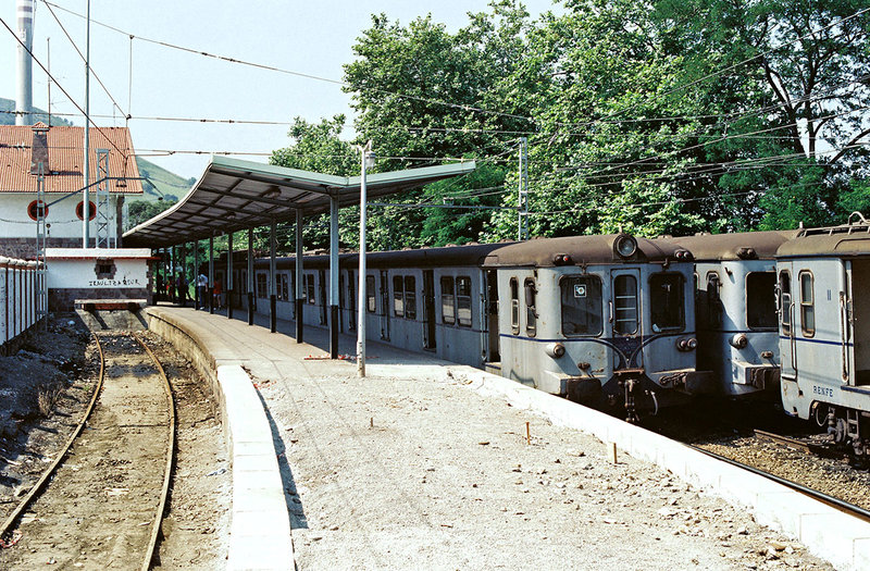 2308_71_RENFE-434.506-507-SJ8.jpg