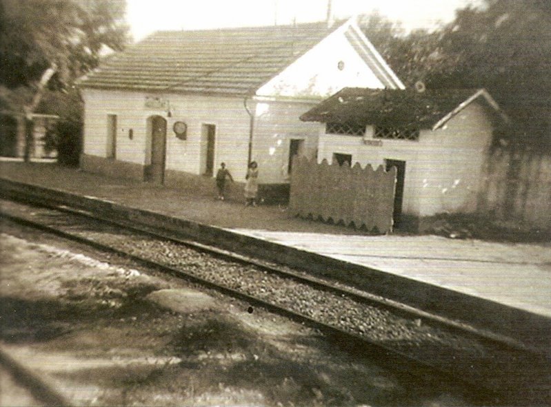 1940 Apeadero de Agullent.jpg