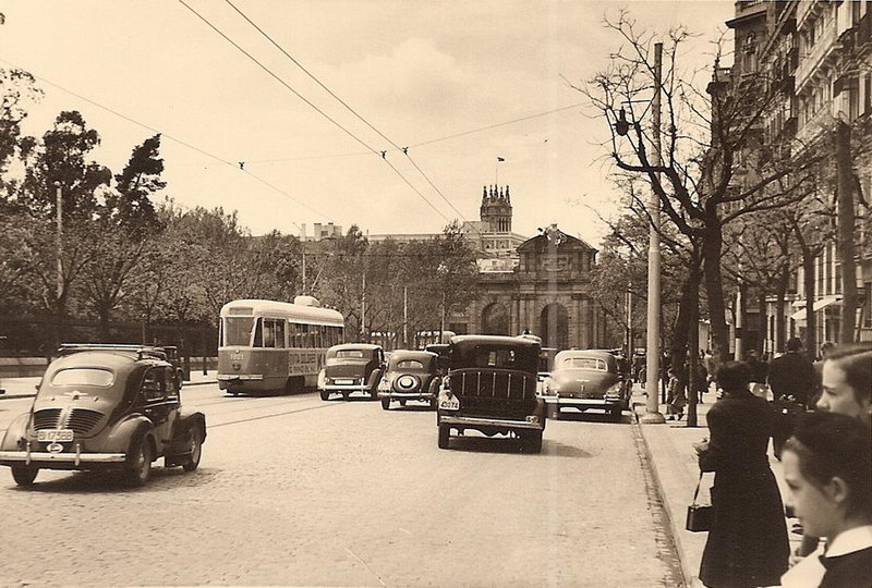 El 1021 en línea 52. C. Alcalá, 1953.jpg