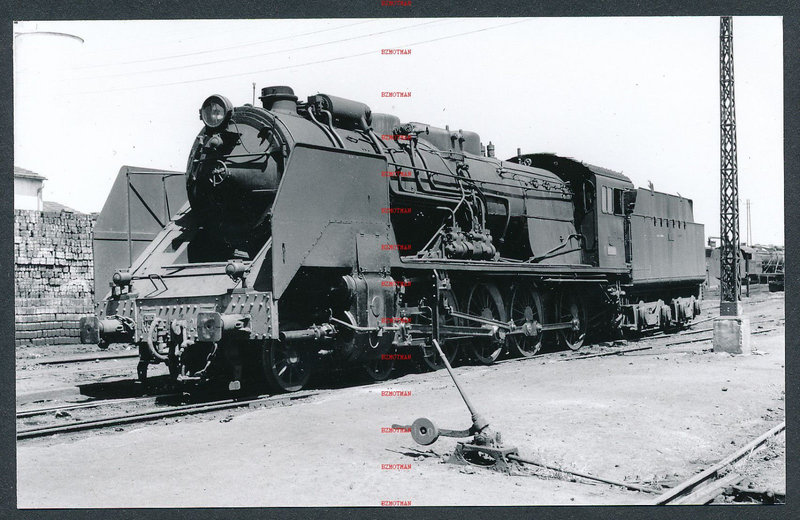 RQ13 SPAIN RENFE steam locomotive 240.2521 Medina del Campo 16-5-65 ex MZA 2441.jpg