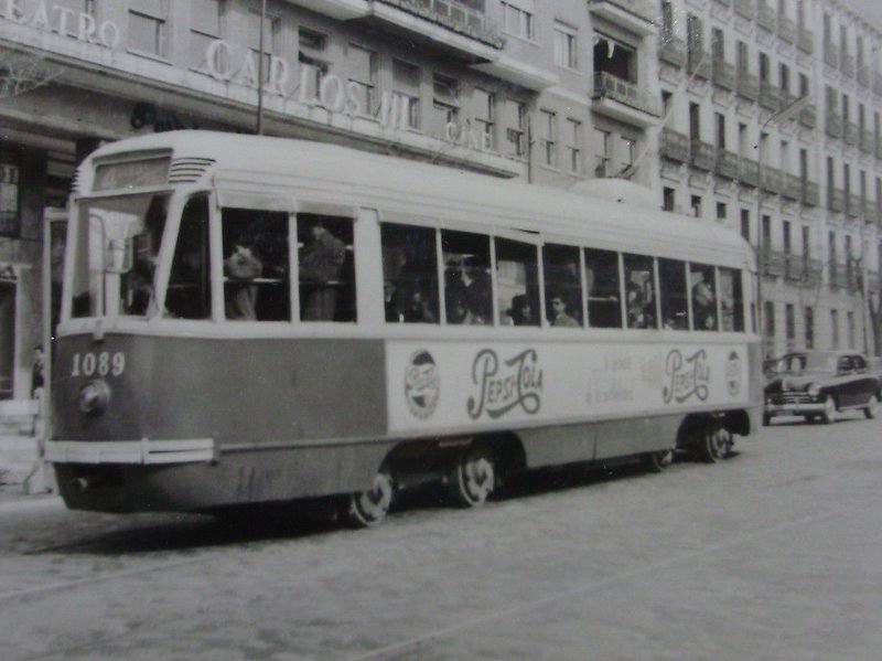 El 1089 en línea 4 (1958).JPG