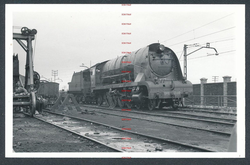 RQ30 SPAIN RENFE steam locomotive 241F.2105 at Miranda de Ebro 17-5-65.jpg