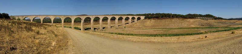 Pont de Puentenuevo des de dins del pantà agost de 2009.jpg