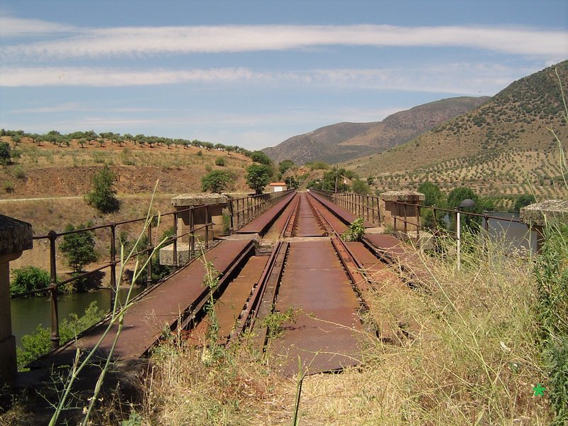 Puente Vega Terrón Lado Español  III.jpg