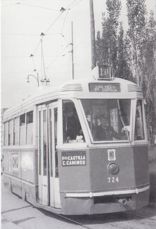 El 724 en línea 10. 6 de mayo de 1960.jpg