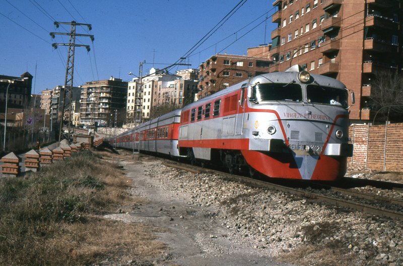 Talgo-Delicias Año 89 Zabala.jpg