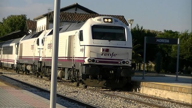 Tren-paso-Moreda_EDIIMA20180803_0565_19.jpg