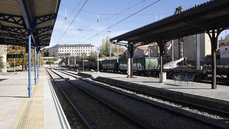 6-5nerea-estacion-de-tren.jpg