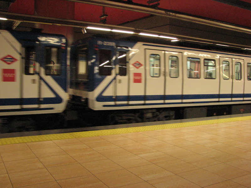 Metro Madrid 2010-04-24-IMG_2751.JPG