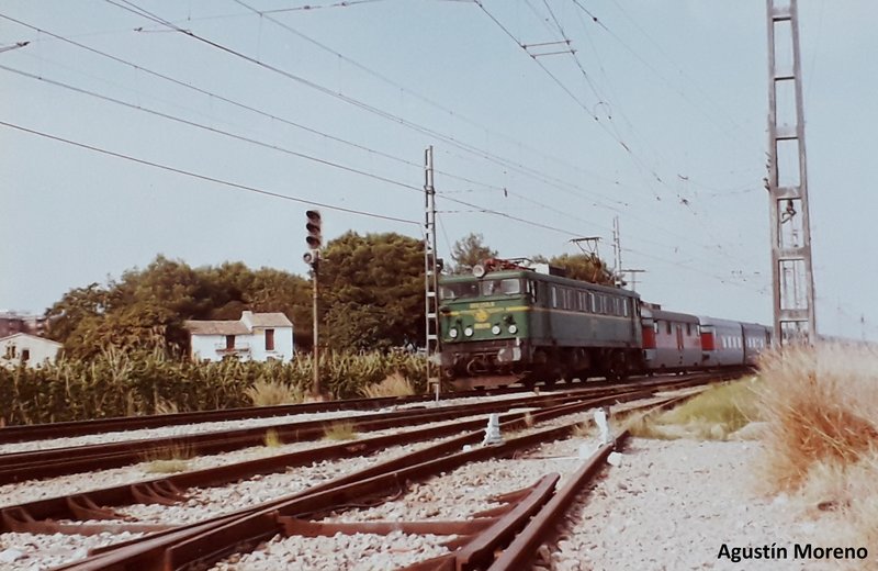 Talgo III 1980.jpg